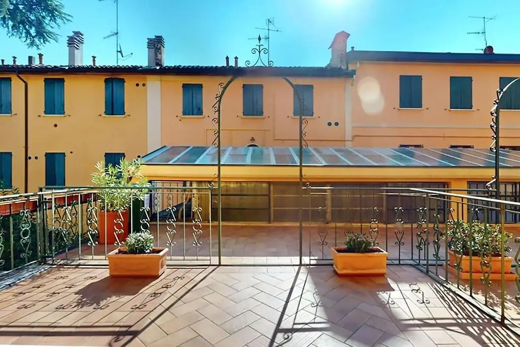 Apartment Int 13 - Appartamento Della Corte Bologna Italy